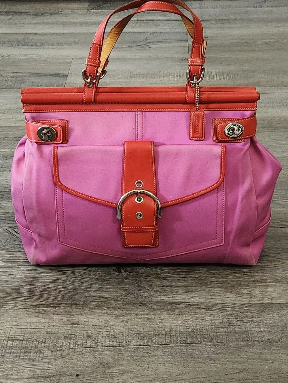 Rare!Coach‎ Hampton Turnlock Satchel